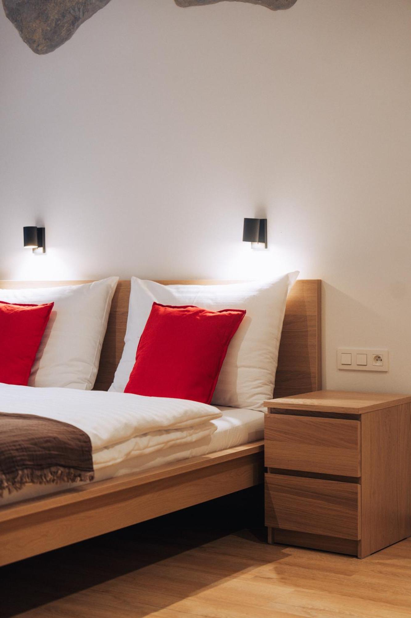 Hviezdoslavova Apartments, Trnava Centre, Parking Available Exterior foto